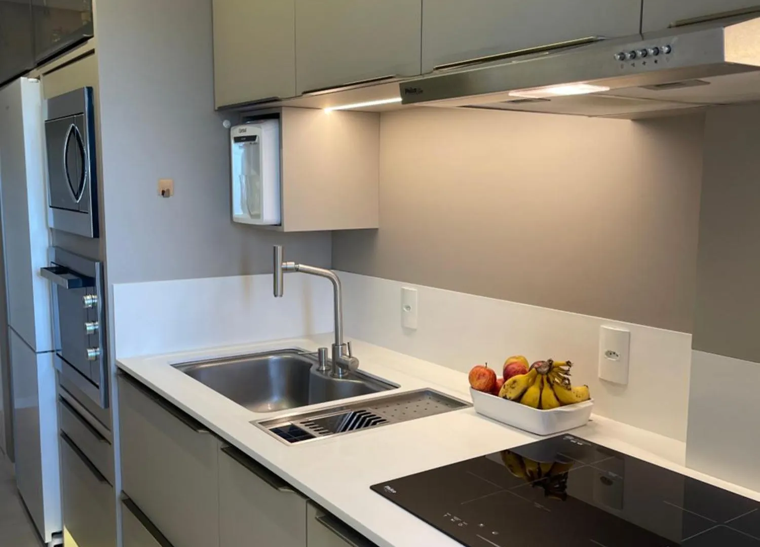 Luxuoso Apartamento Mobiliado 크리시우마 0*,